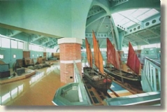 Il Museo della Marineria - nel tratto pi� interno del Porto Canale Leonardesco